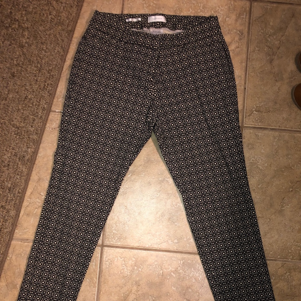 Patterned capris - Van Heusen